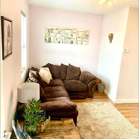 Poppy'S Place Llandudno Junction Extérieur photo