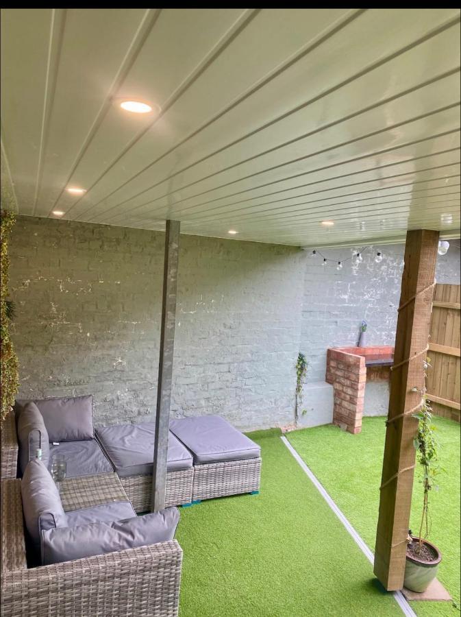Poppy'S Place Llandudno Junction Extérieur photo