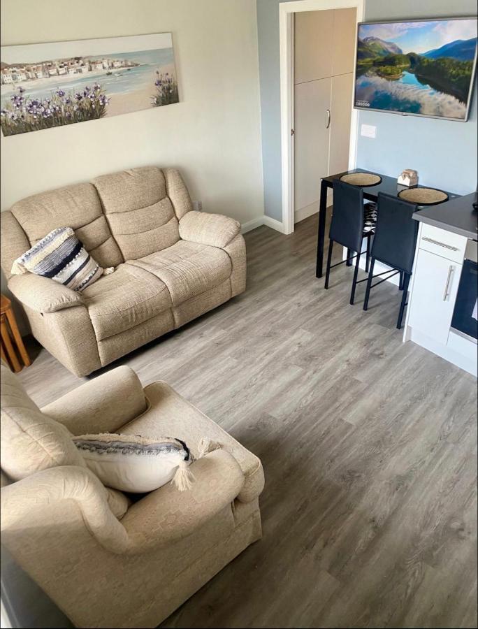 Poppy'S Place Llandudno Junction Extérieur photo