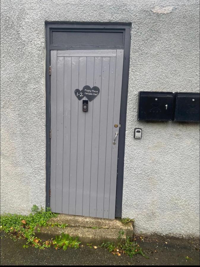 Poppy'S Place Llandudno Junction Extérieur photo