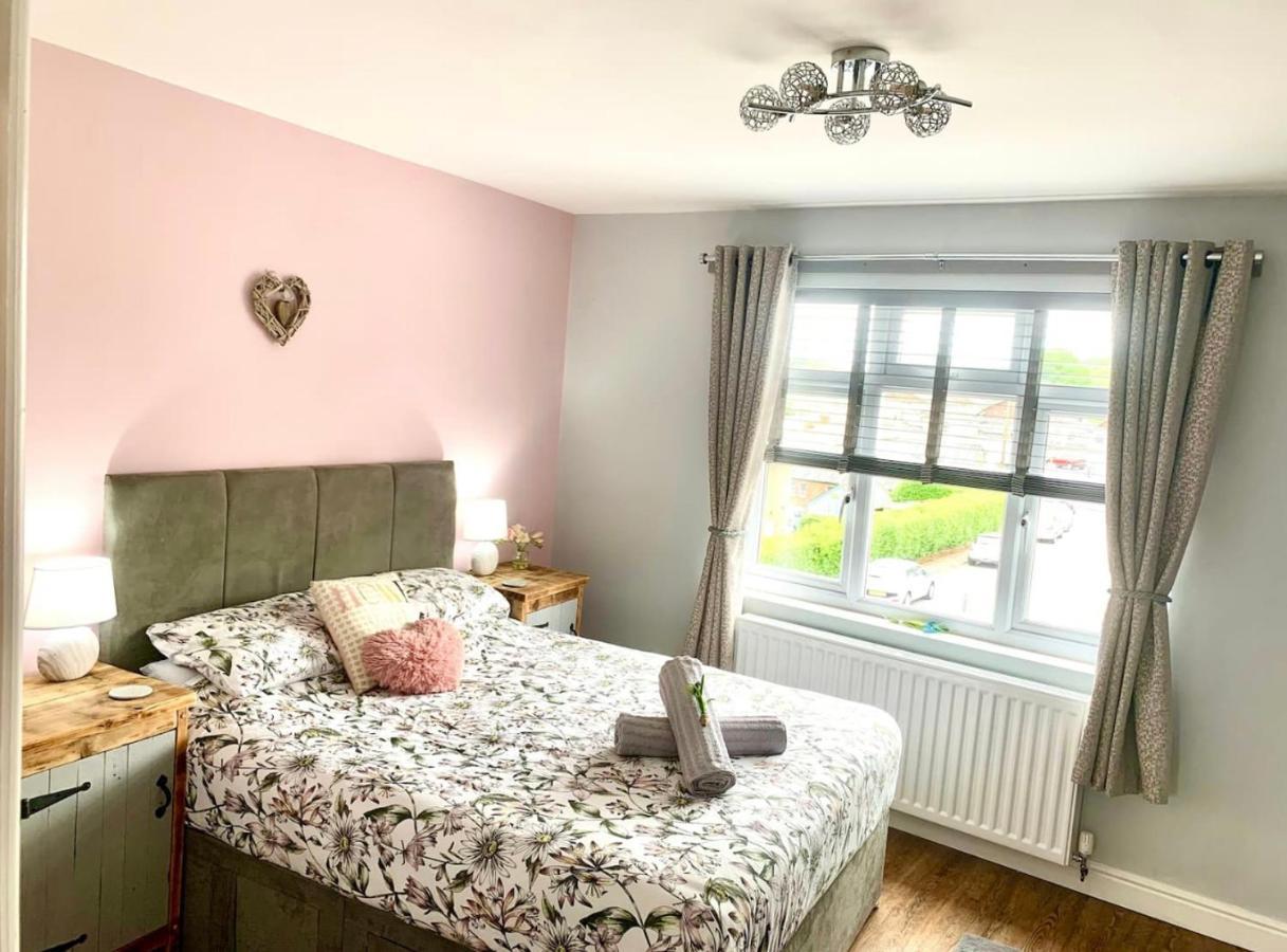 Poppy'S Place Llandudno Junction Extérieur photo